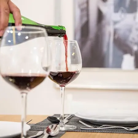 For * Лиссабон